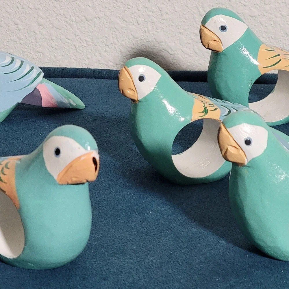 Vtg Wooden Parrot Napkin Rings 6 Pastel Hand Carved Painted Birds Philippines